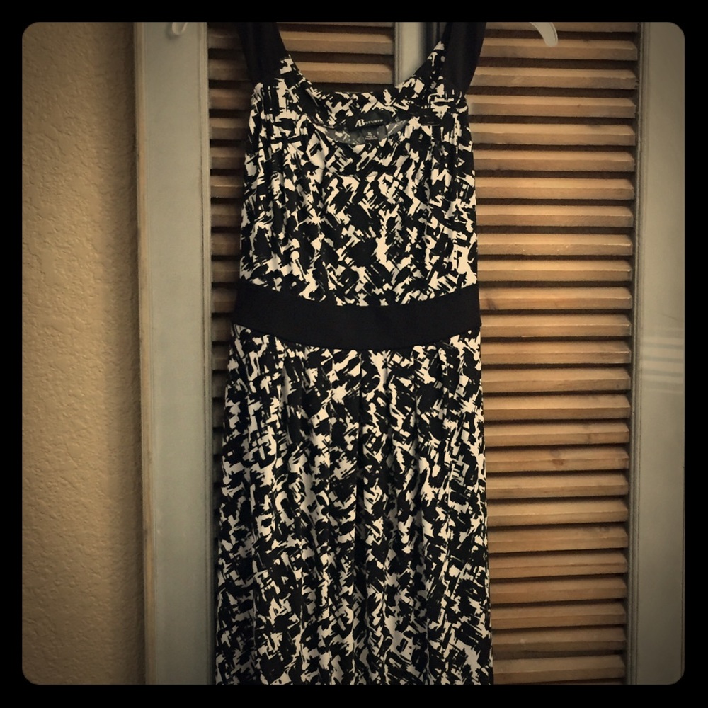 Women’s dress